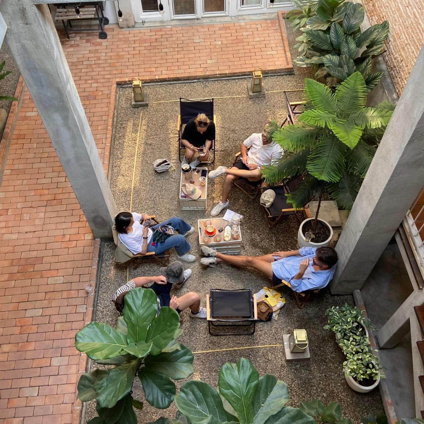 Khunluang Hostel (Adults Only) Chiang Mai Extérieur photo